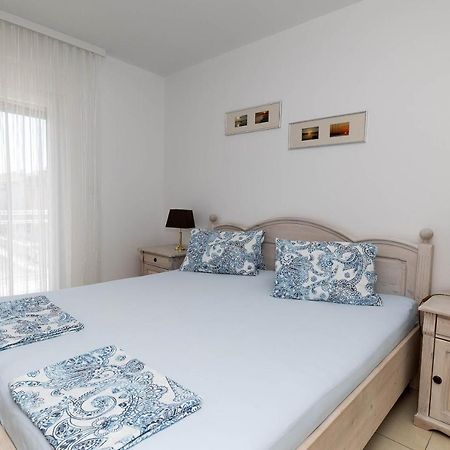 Apartmani Dea 茨里克韦尼察 外观 照片