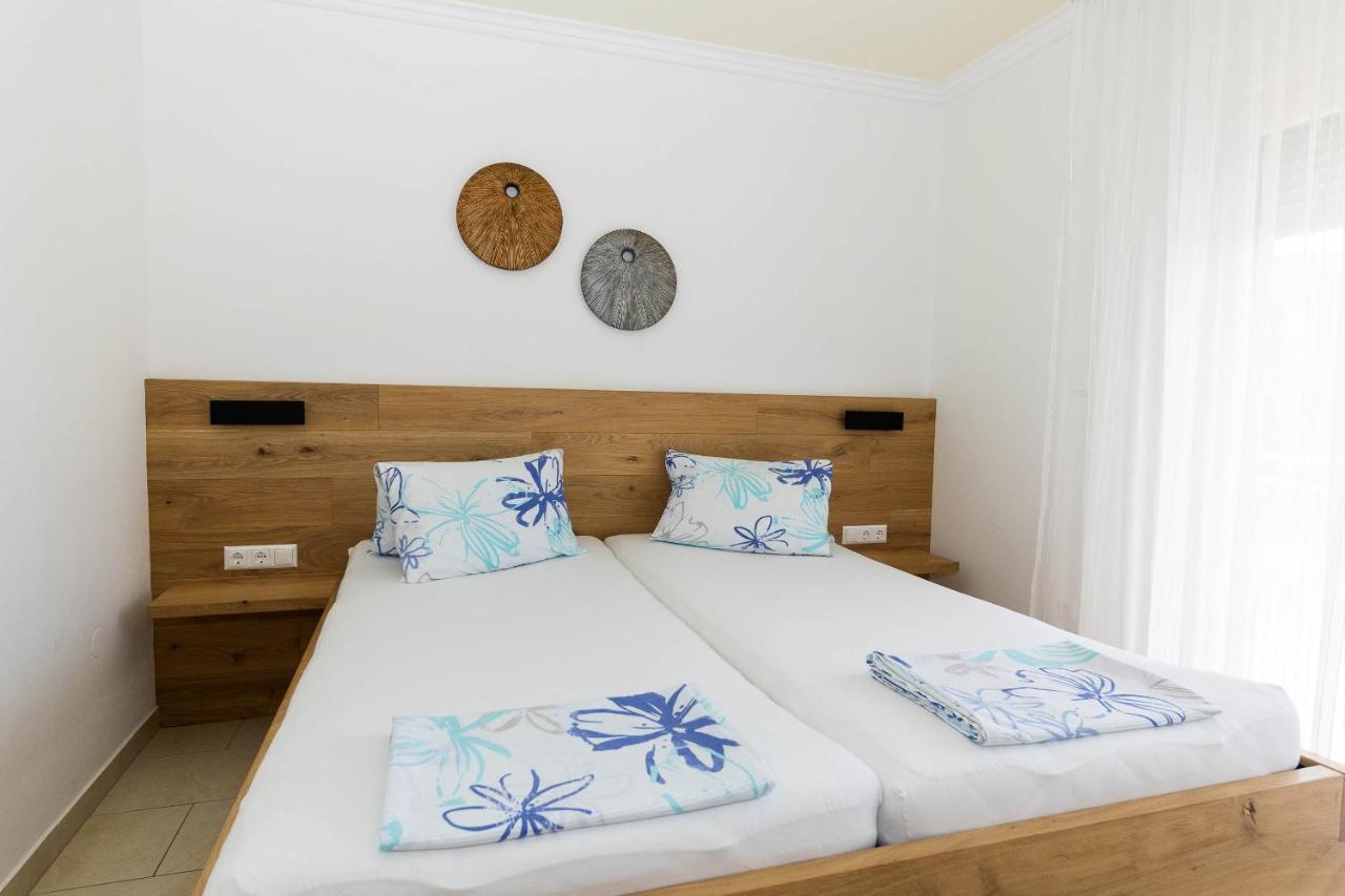 Apartmani Dea 茨里克韦尼察 外观 照片
